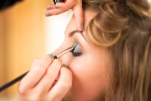 Maquillage Tendance 2026 : Ce qu’il faut adopter l’année prochaine – Copy